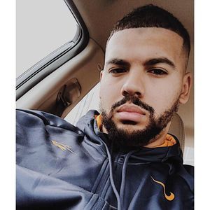 Meet your Posher, Devan